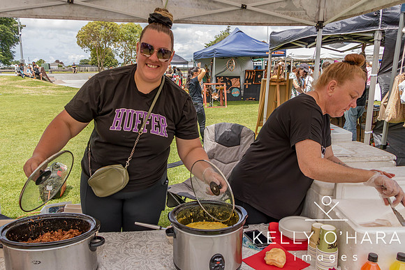 Love Local Te Puke Market Dec 2023 wm--30